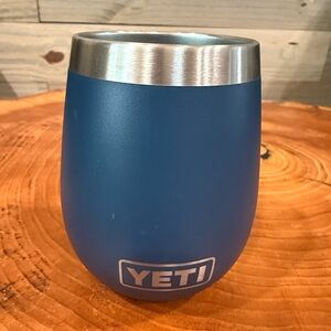 Yeti Blue Stainless Wine Tumbler 10oz
